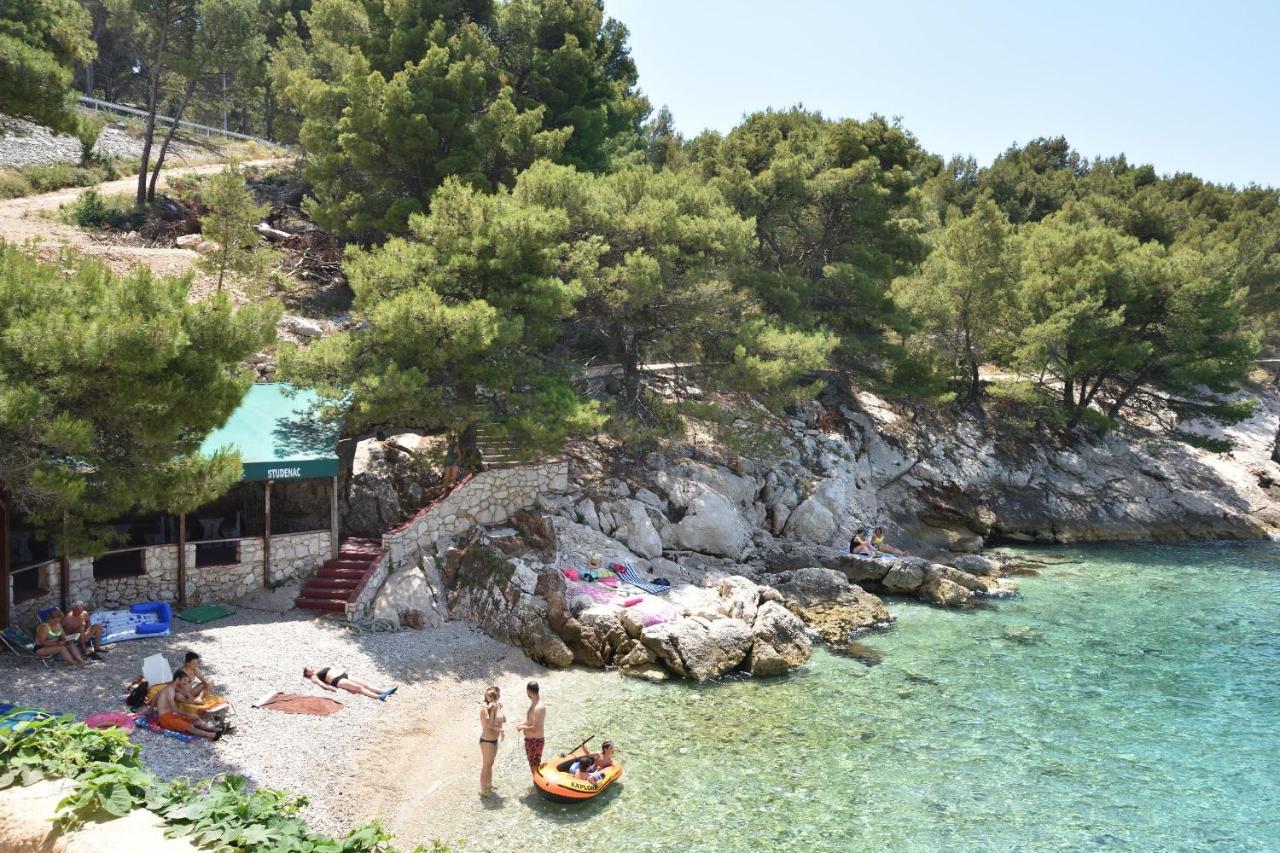 Apartments And Room Mate-Mare Primošten Esterno foto